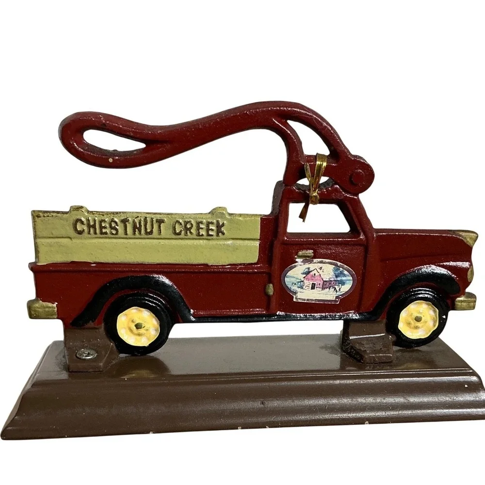 Chestnut Creek Cast Iron Nutcracker Red Pickup Truck Vintage Farmhouse Decor‎